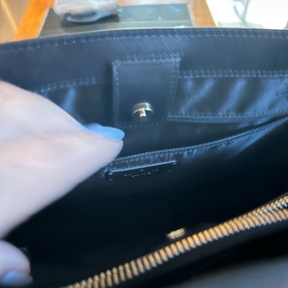 Kate Spade
Madison, leather large laptop, tote bag - Picture 6 of 7